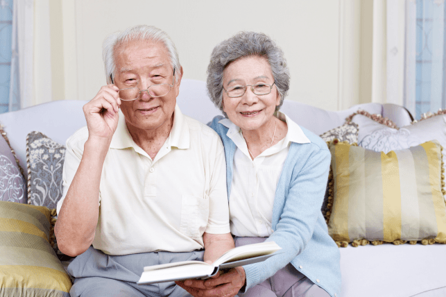 How Home Care Service in the Bay Area Helps Ease the Burden of Neurodegenerative Disease banner image